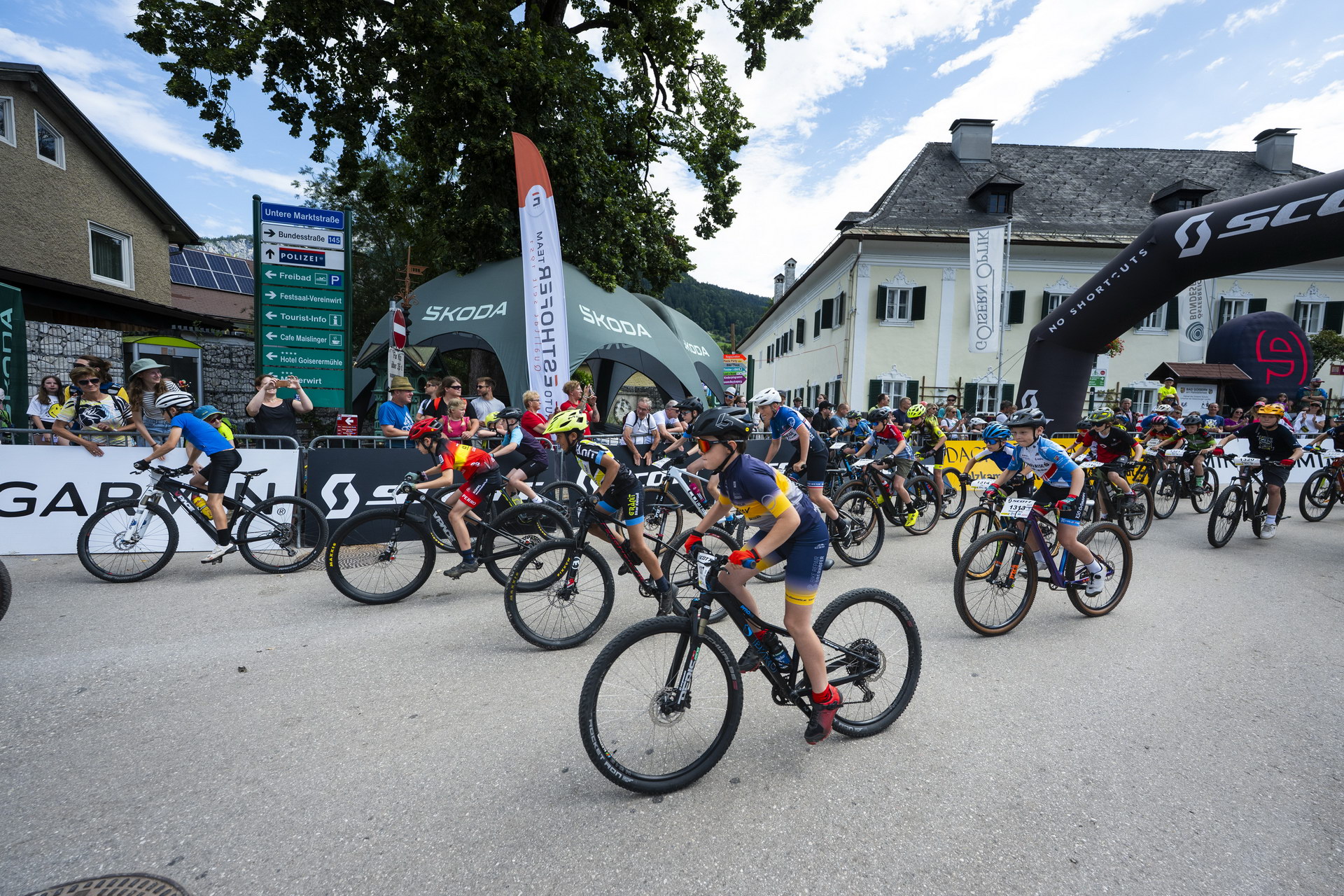 Salzkammergut Trophy 2025: 4.000 Mountainbiker/innen beim Ma